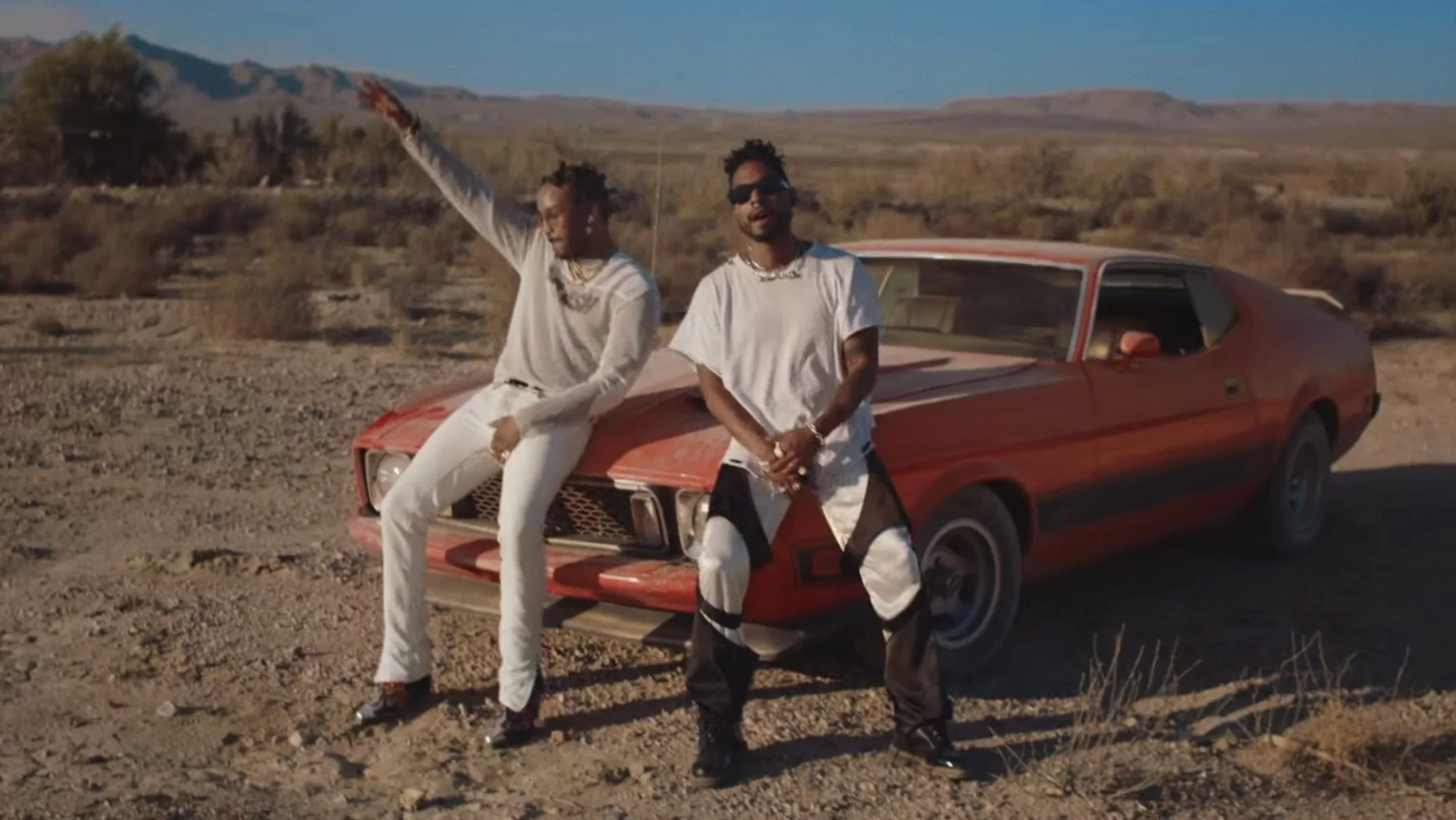 Video: Ro James - Too Much ft. Miguel